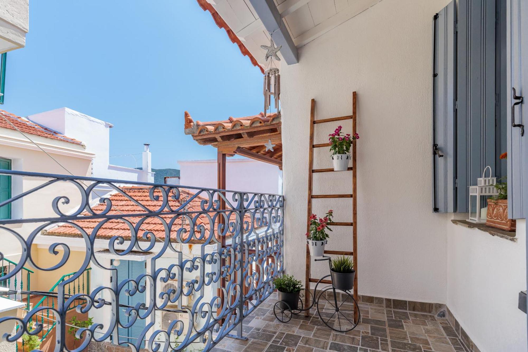 Aikaterini'S House Apartment Skopelos Town Exterior photo